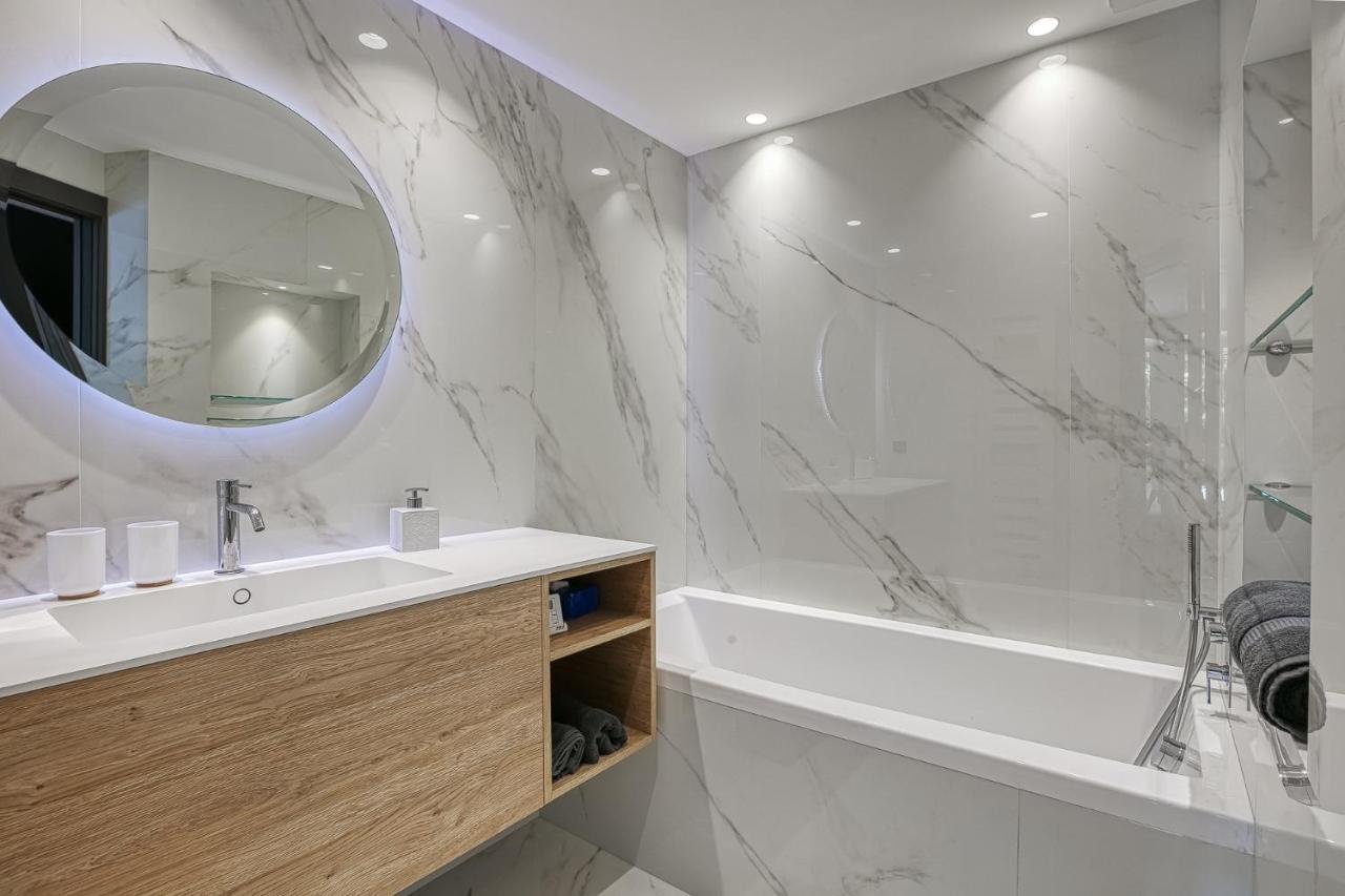 Luxury Flat With Balcony - City Center Cannes Bagian luar foto